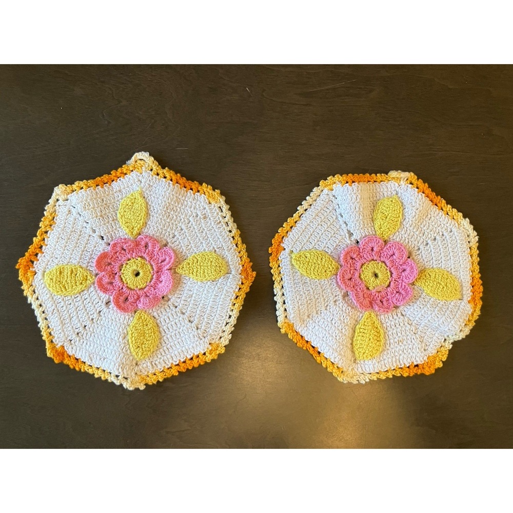Set of 2 Crochet Hot Pads Trivets Floral Handmade Farmhouse Kitchen Decor
